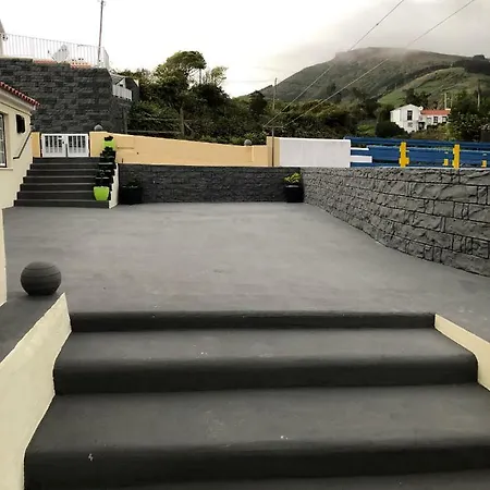 Casa Dos Morros * Lajes das Flores